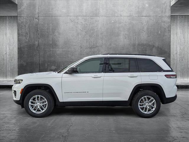 new 2025 Jeep Grand Cherokee car, priced at $40,289