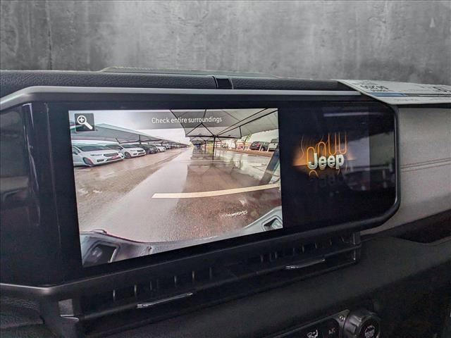 new 2025 Jeep Gladiator car, priced at $41,917