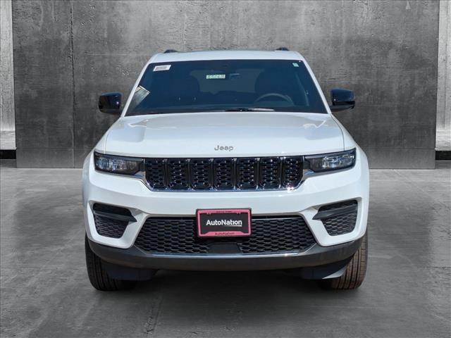 new 2025 Jeep Grand Cherokee car, priced at $38,310