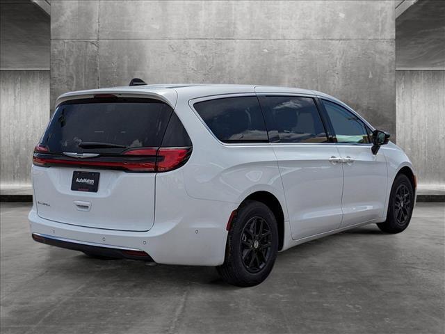new 2024 Chrysler Pacifica car, priced at $42,949