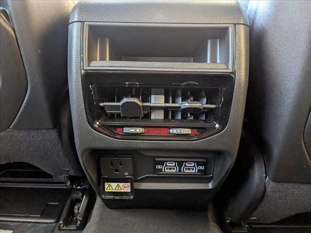 new 2025 Jeep Grand Cherokee car, priced at $44,763