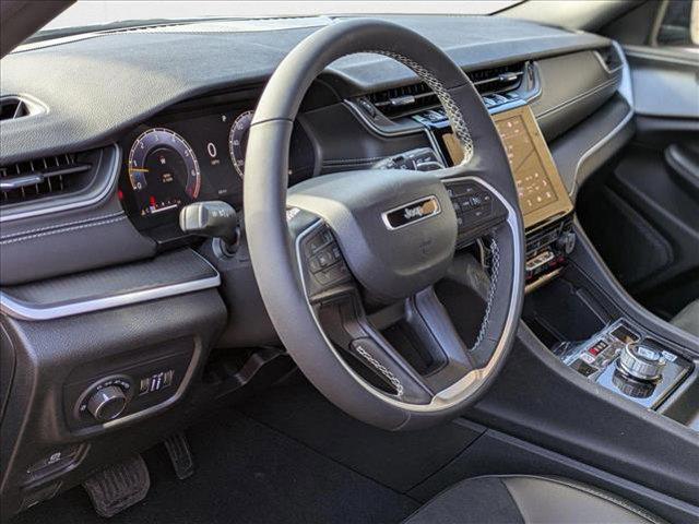 new 2025 Jeep Grand Cherokee car, priced at $45,660