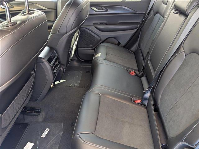 new 2025 Jeep Grand Cherokee car, priced at $39,260