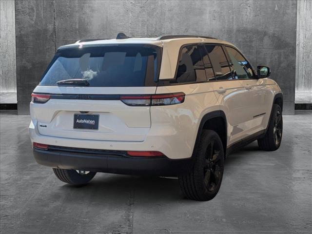 new 2025 Jeep Grand Cherokee car, priced at $43,210