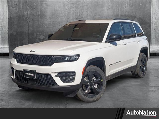 new 2025 Jeep Grand Cherokee car, priced at $45,660