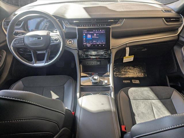new 2025 Jeep Grand Cherokee car, priced at $43,210