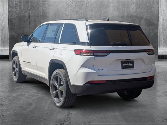 new 2025 Jeep Grand Cherokee car, priced at $43,210