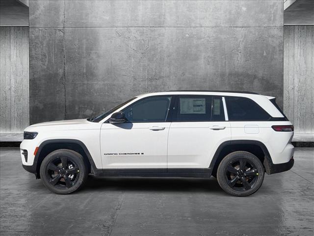 new 2025 Jeep Grand Cherokee car, priced at $43,210