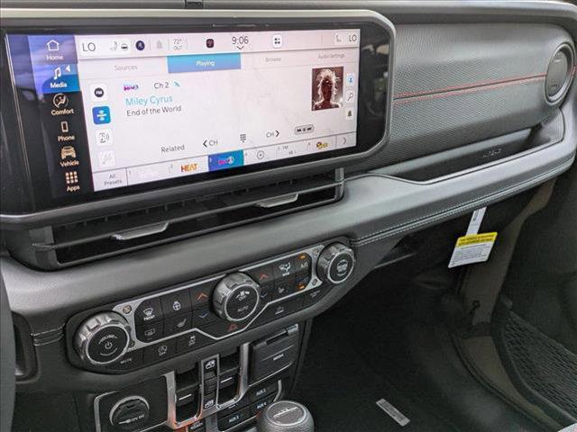new 2025 Jeep Gladiator car, priced at $49,655