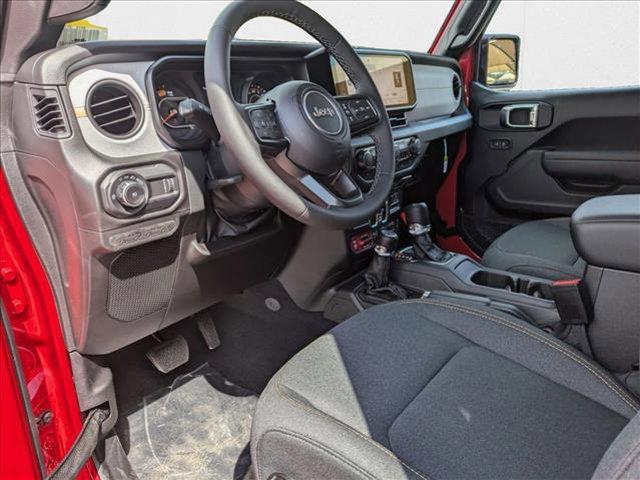 new 2025 Jeep Wrangler car, priced at $47,501