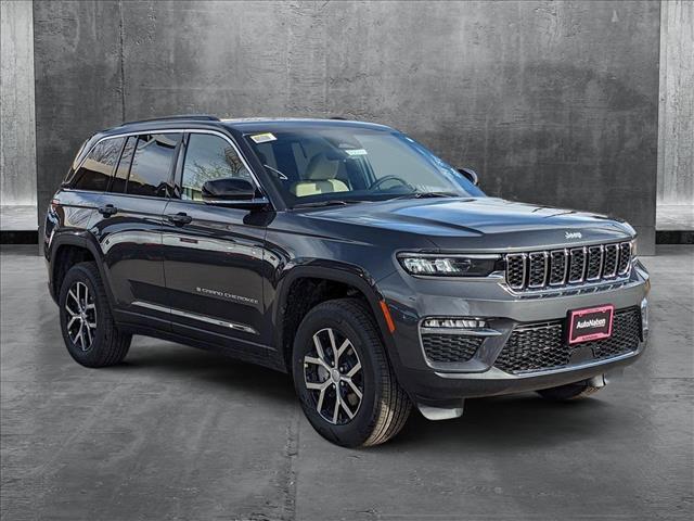 new 2025 Jeep Grand Cherokee car, priced at $45,679