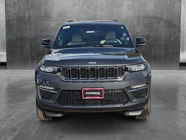 new 2025 Jeep Grand Cherokee car, priced at $45,679