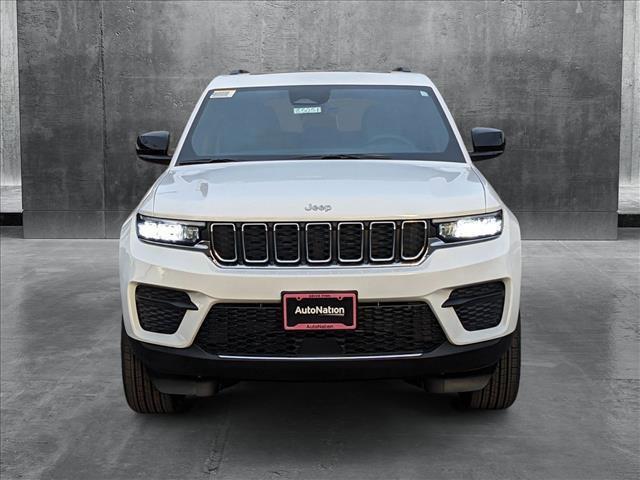 new 2025 Jeep Grand Cherokee car, priced at $40,289