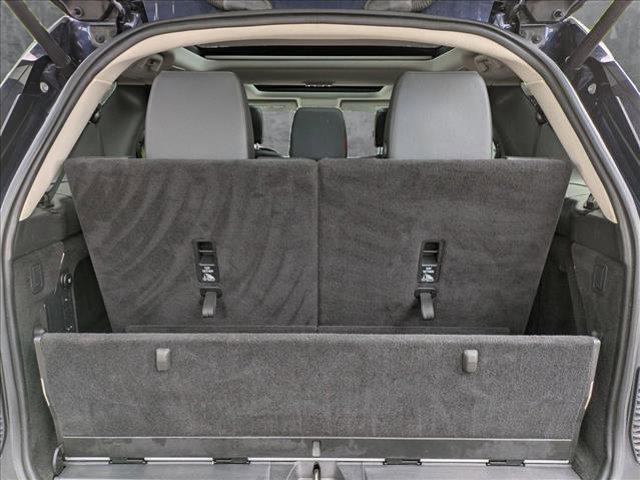 used 2019 Land Rover Discovery car, priced at $25,290