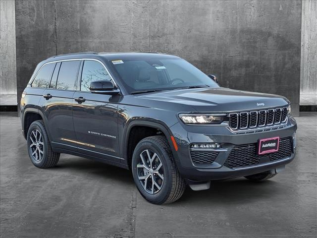 new 2025 Jeep Grand Cherokee car, priced at $45,679