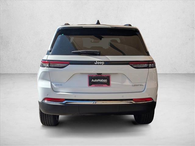 new 2025 Jeep Grand Cherokee car, priced at $47,038