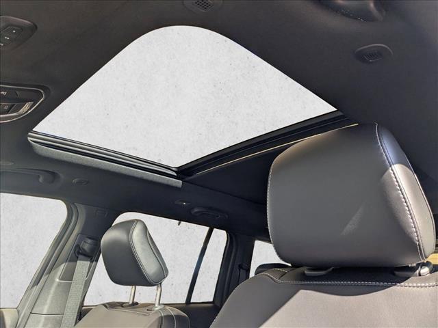 new 2025 Jeep Grand Cherokee car, priced at $47,038