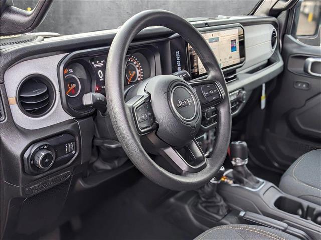 new 2025 Jeep Wrangler car, priced at $41,199