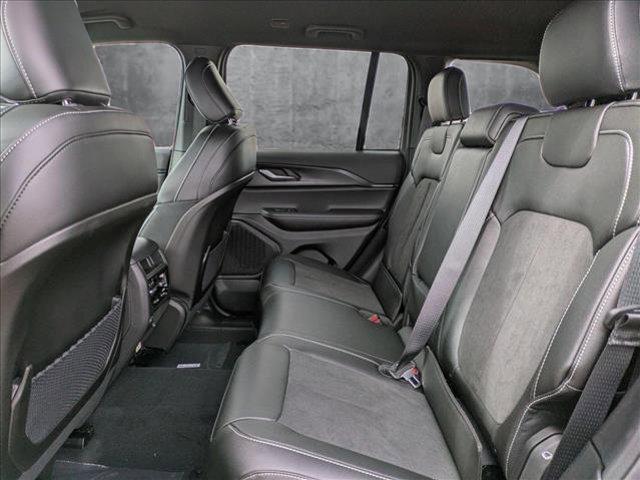 new 2025 Jeep Grand Cherokee car, priced at $41,380