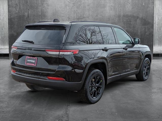 new 2025 Jeep Grand Cherokee car, priced at $41,380