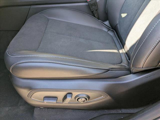 new 2025 Jeep Grand Cherokee L car, priced at $48,164