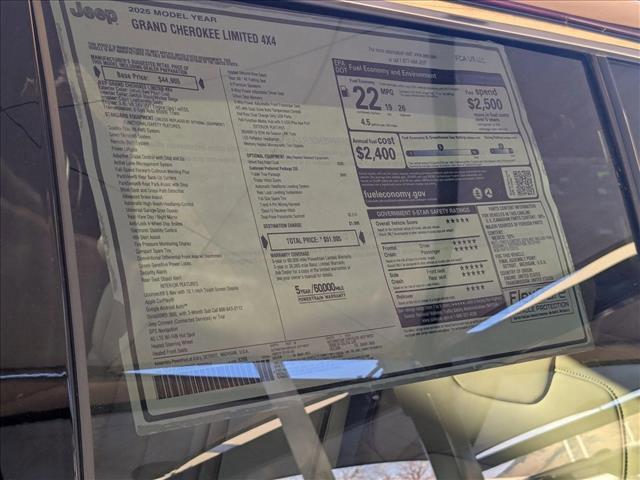 new 2025 Jeep Grand Cherokee car, priced at $47,574