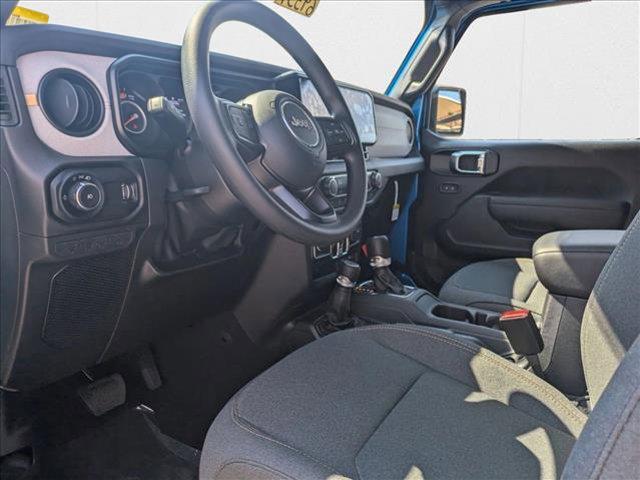 new 2025 Jeep Wrangler car, priced at $42,231