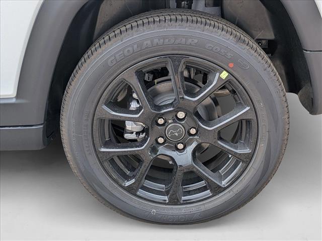 new 2025 Jeep Compass car, priced at $30,136
