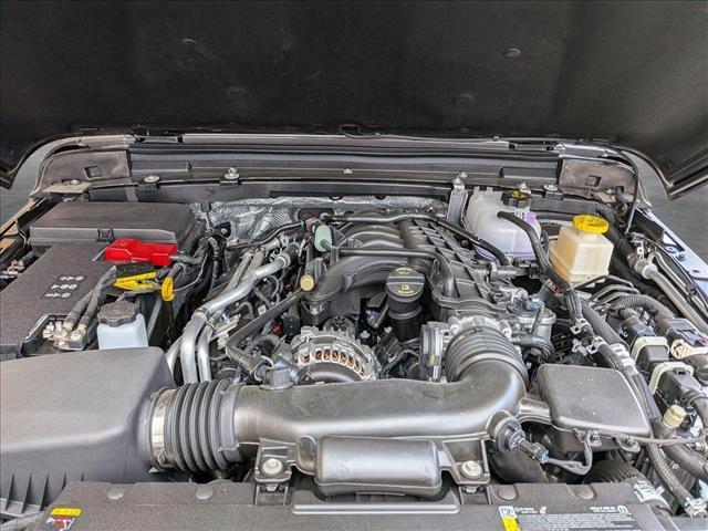 new 2025 Jeep Gladiator car, priced at $43,628