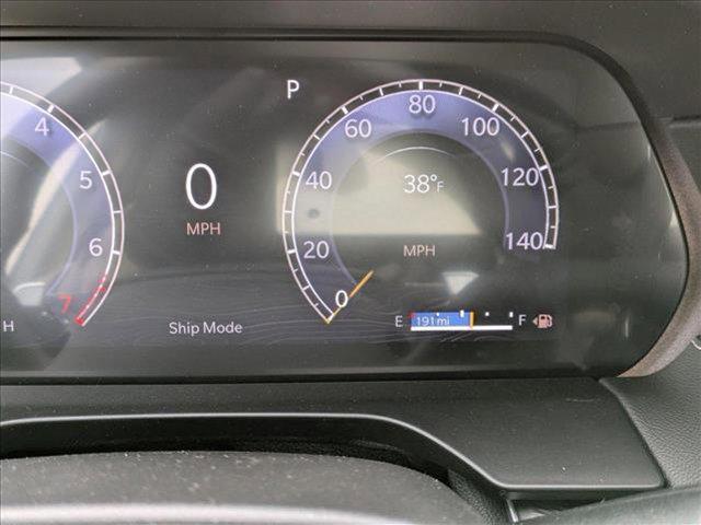 new 2025 Jeep Grand Cherokee car, priced at $39,521
