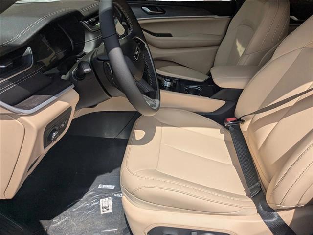 new 2025 Jeep Grand Cherokee L car, priced at $46,000