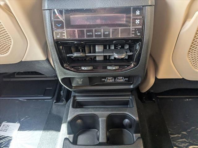 new 2025 Jeep Grand Cherokee L car, priced at $46,000