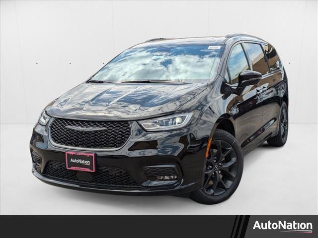 new 2026 Chrysler Pacifica car, priced at $51,540
