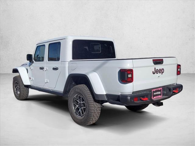 new 2025 Jeep Gladiator car, priced at $55,634
