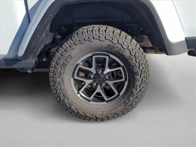 new 2025 Jeep Gladiator car, priced at $55,634