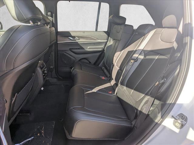 new 2025 Jeep Grand Cherokee car, priced at $49,671