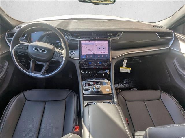 new 2025 Jeep Grand Cherokee car, priced at $49,671