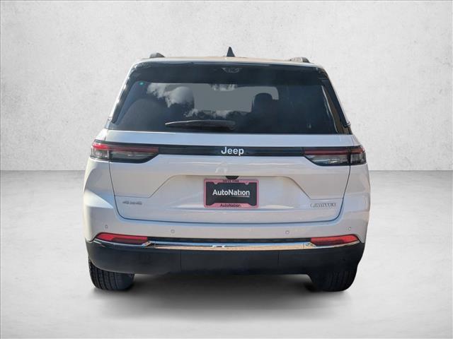 new 2025 Jeep Grand Cherokee car, priced at $49,671