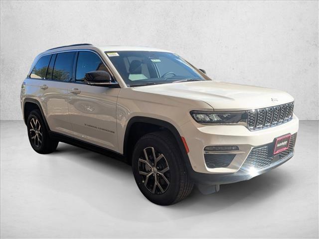 new 2025 Jeep Grand Cherokee car, priced at $49,671