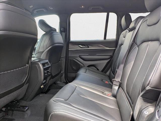 new 2025 Jeep Grand Cherokee car, priced at $46,743