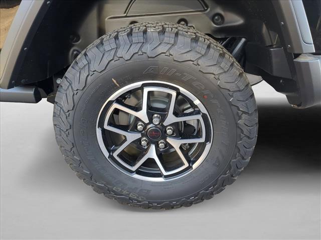 new 2025 Jeep Wrangler car, priced at $62,421