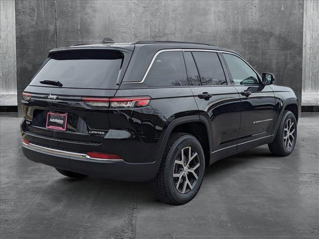 new 2025 Jeep Grand Cherokee car, priced at $45,679