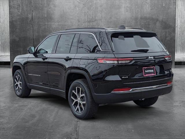 new 2025 Jeep Grand Cherokee car, priced at $45,679