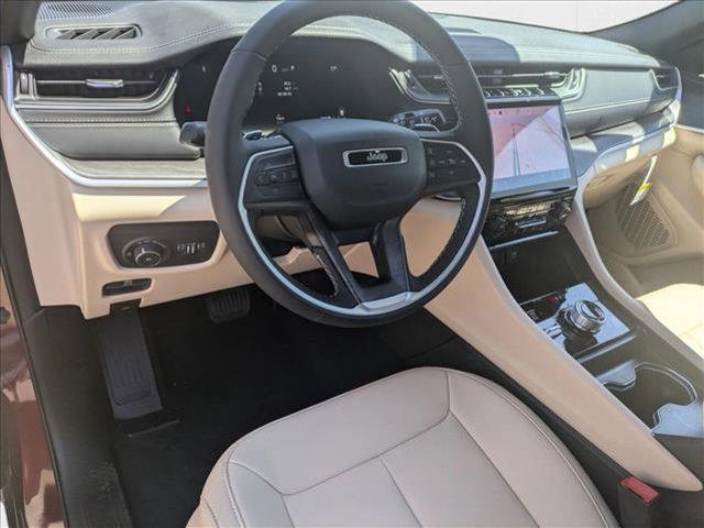 new 2025 Jeep Grand Cherokee car, priced at $46,743