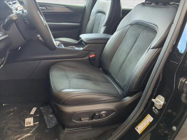 new 2025 Jeep Grand Cherokee L car, priced at $46,446