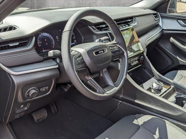 new 2024 Jeep Grand Cherokee car, priced at $44,199