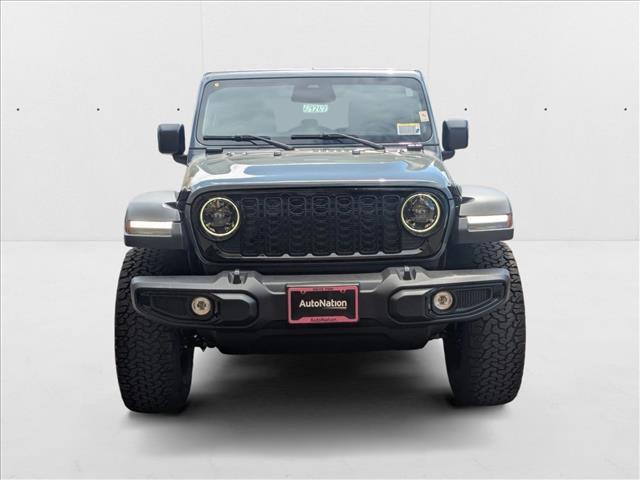 new 2025 Jeep Wrangler car, priced at $48,402