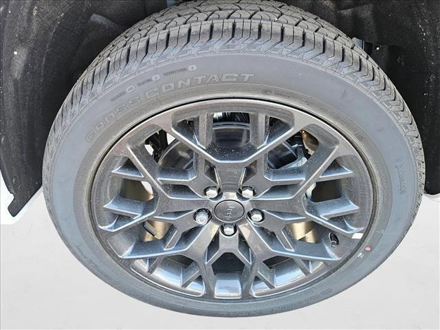 new 2025 Jeep Grand Cherokee L car, priced at $63,699