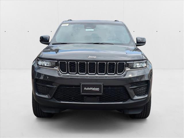 new 2025 Jeep Grand Cherokee car, priced at $40,829