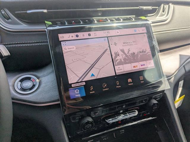 new 2025 Jeep Grand Cherokee car, priced at $46,743